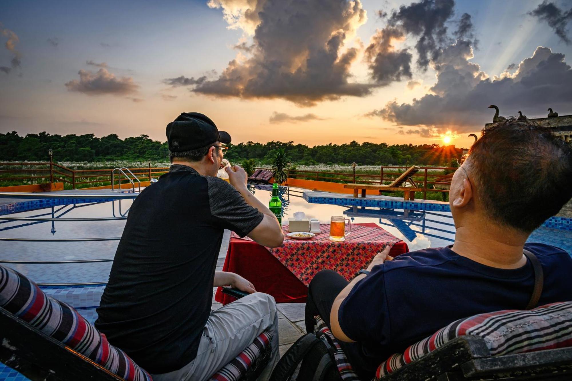 Kc'S Home Sauraha Εξωτερικό φωτογραφία